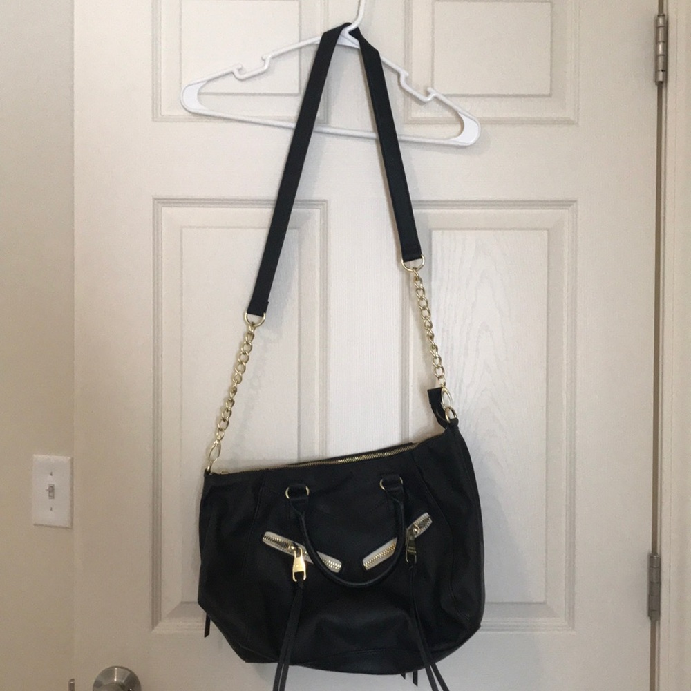 Large crossbody Steve Madden bag
